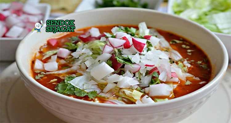resep pozole rojo khas meksiko