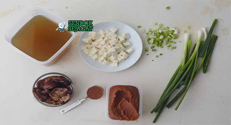 bahan bahan membuat miso soup khas jepang