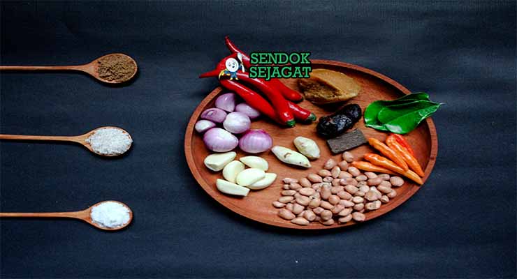 Bahan resep Nasi Pecel Khas Jawa Timur dengan kacang dan kencur.