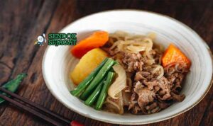 Japanese nikujaga gurih dari Sendok Sejagat dengan kentang empuk.