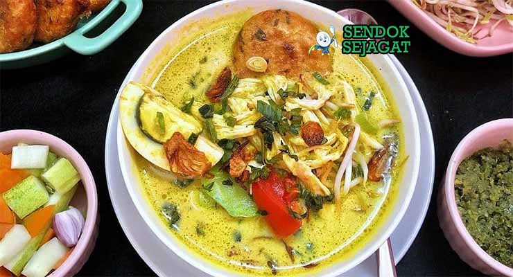 Soto Medan gurih dari Sendok Sejagat dengan ayam suwir.