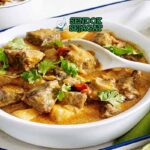 Thai Massaman Curry gurih dari Sendok Sejagat dengan santan dan kacang.