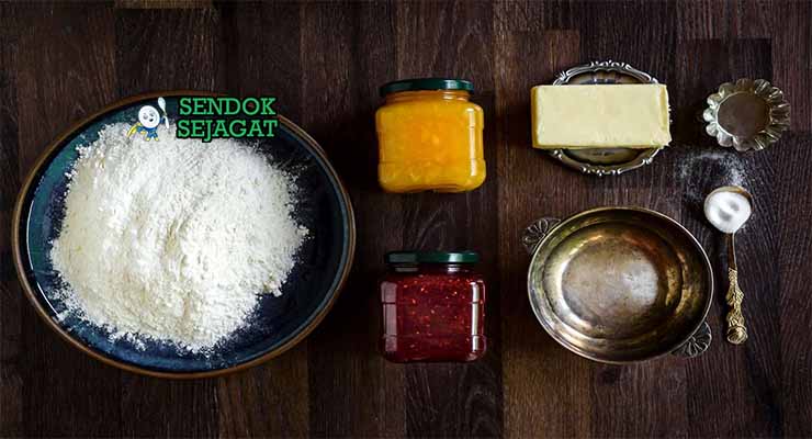 Bahan Lilly Pilly Jam Tart dengan Buah dan Mentega.