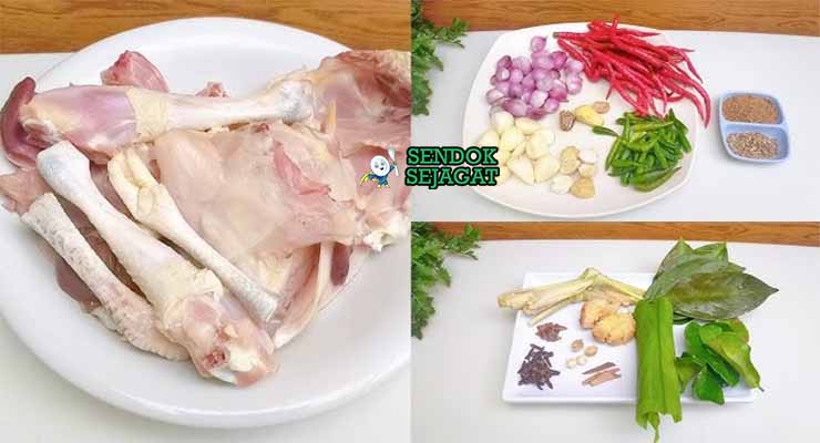Bahan Rendang Ayam Melayu dengan rempah dan daun kunyit.
