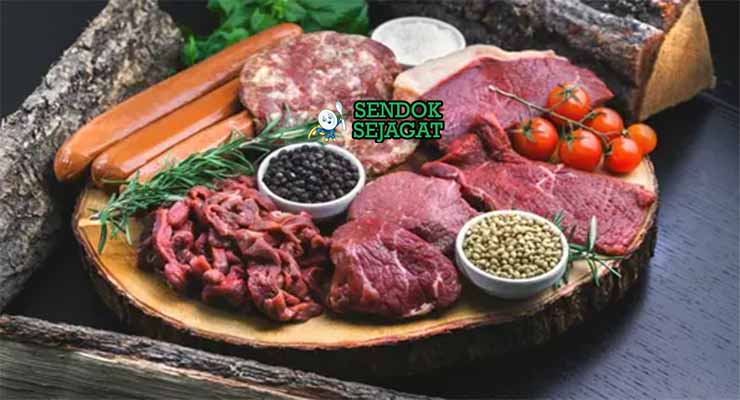 Bahan resep Soto Tangkar dengan iga sapi dan rempah.