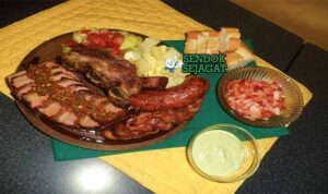 Argentinian Asado Sendok Sejagat dengan chimichurri.