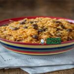Arroz con Gandules dengan Tostones dan Ketumbar.