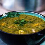 Caribbean Callaloo Sendok Sejagat dengan santan.