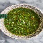 Chimichurri Argentina dengan Peterseli dan Minyak Zaitun.