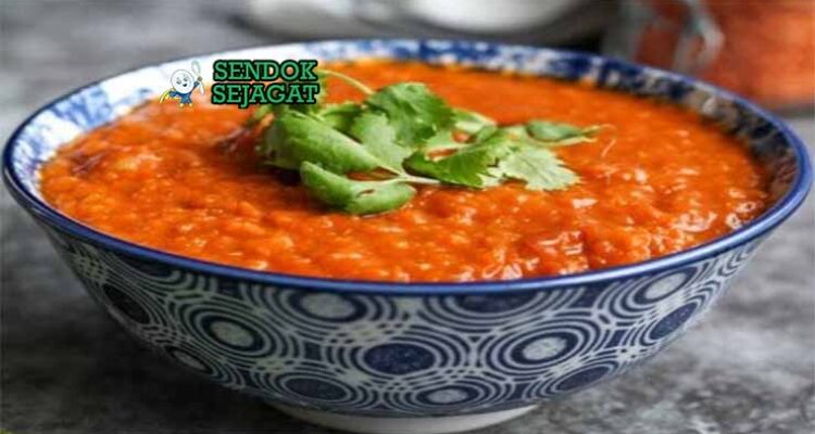 Ethiopian Misir Wat Sendok Sejagat dengan lentil pedas.