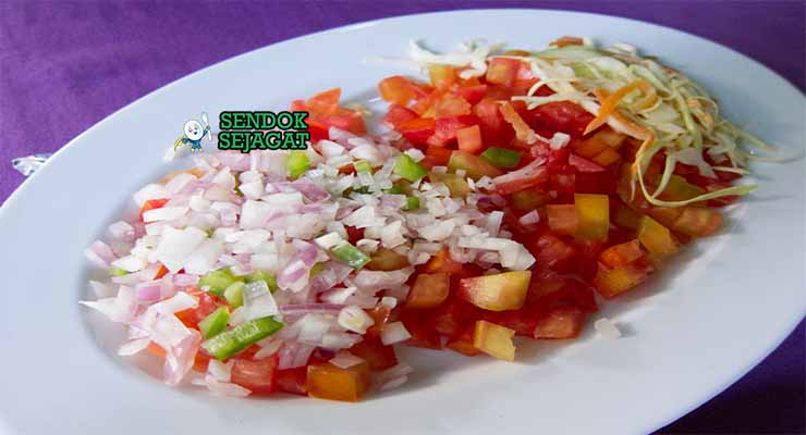 Kachumbari Salad Pedas Sendok Sejagat.