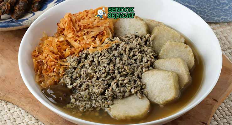 Kupang Lontong Surabaya dengan Kuah Pedas Menggoda.