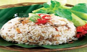 Nasi Tutug Oncom Sendok Sejagat.