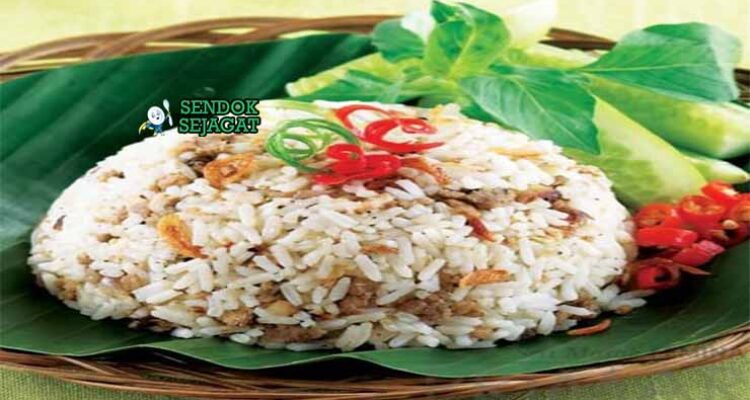 Nasi Tutug Oncom Sendok Sejagat.
