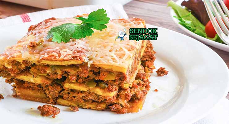 Pastelón Lapis Daging Sendok Sejagat.