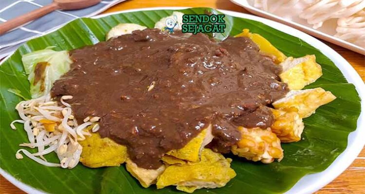 Rujak Cingur Sendok Sejagat.