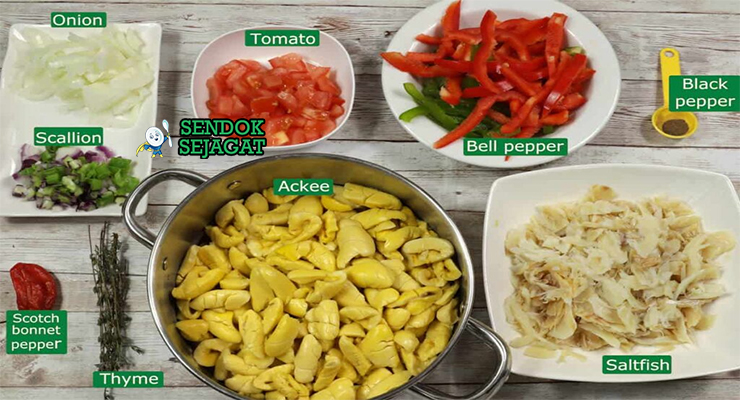 Bahan-bahan untuk Jamaican Ackee and Saltfish, termasuk ackee dan saltfish