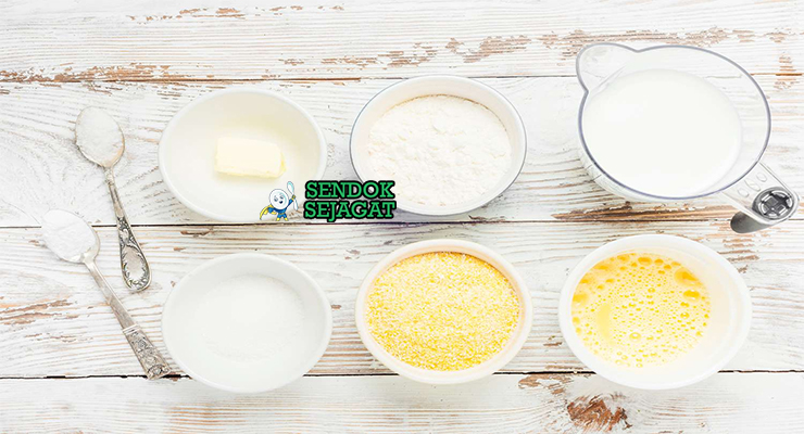 Bahan-bahan untuk Johnnycake, termasuk tepung jagung dan susu