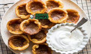 Canadian Butter Tarts dengan isian kental dan kulit renyah