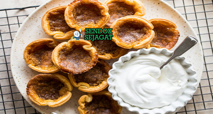 Canadian Butter Tarts dengan isian kental dan kulit renyah