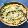 Irish Colcannon dengan kentang tumbuk, kubis, dan mentega