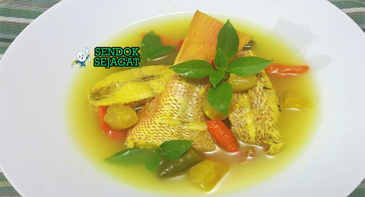Pindang Serani Jepara dengan ikan dan kuah kuning asam