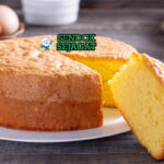 Portuguese Pão de Ló dengan taburan gula bubuk
