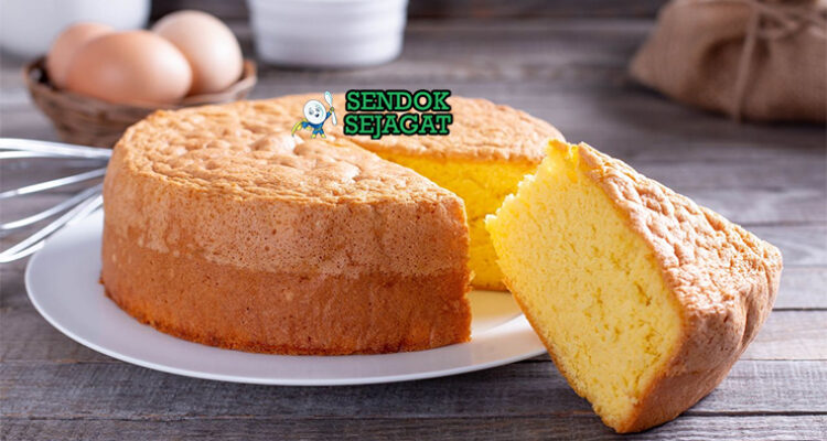 Portuguese Pão de Ló dengan taburan gula bubuk