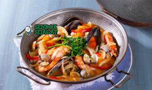 Cataplana de Mariscos dengan udang dan kerang