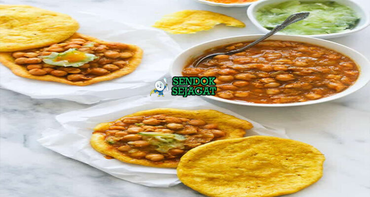Doubles dengan roti renyah dan channa kental