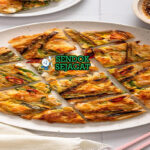 Haemul Pajeon dengan udang, cumi, dan saus celup