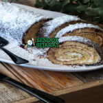 Lamington Roll dengan lapisan spons dan salutan kelapa