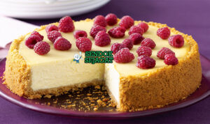 New York Cheesecake dengan isian krim keju dan kulit graham cracker
