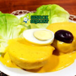 Papa a la Huancaína dengan kentang dan saus keju creamy
