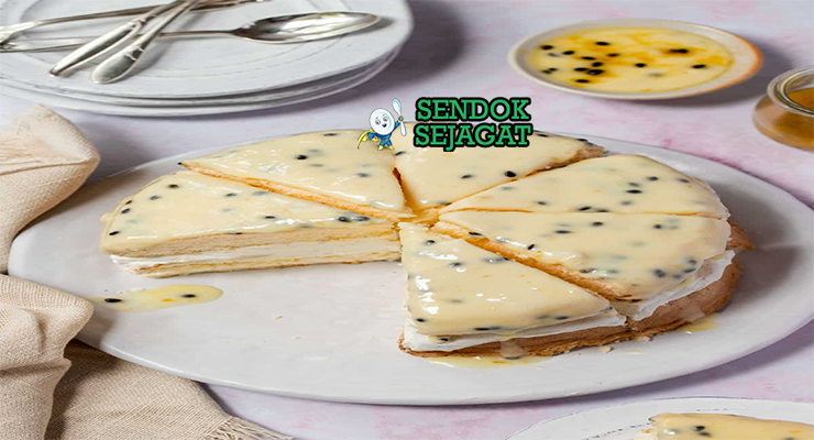 Passionfruit Sponge Cake dengan krim dan icing markisa