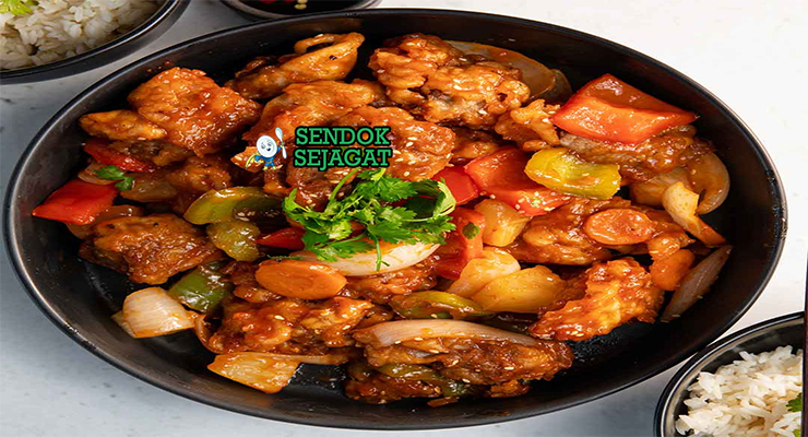 Chinese Sweet and Sour Pork dengan daging renyah dan saus kental