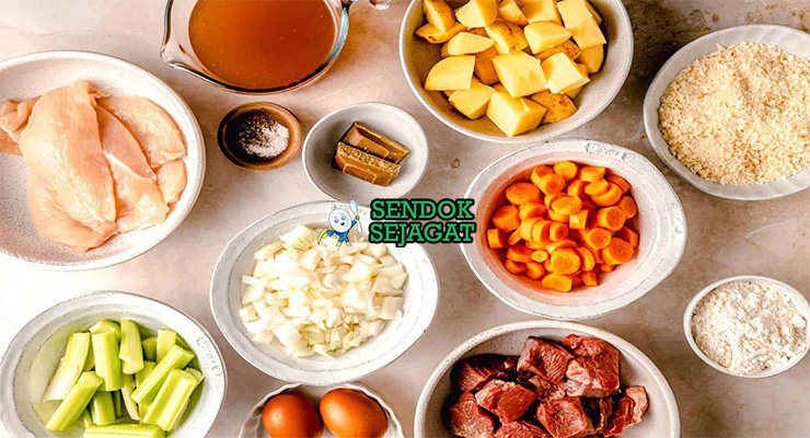 Bahan-bahan untuk Katsu Curry, termasuk blok kari dan ayam