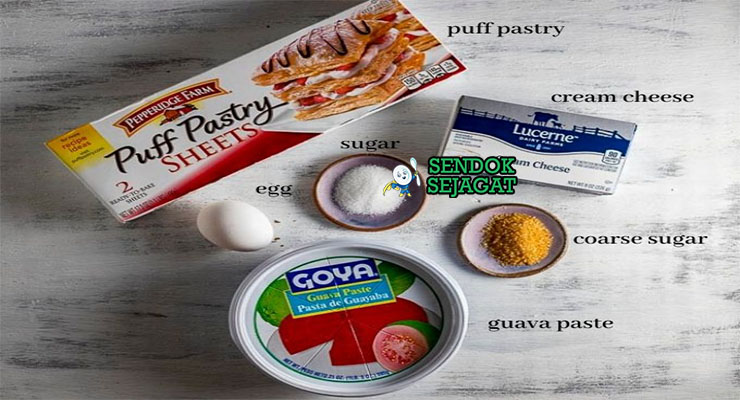 Bahan-bahan untuk Pastelitos de Guayaba, termasuk puff pastry dan guava paste