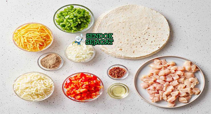 Bahan-bahan untuk Quesadilla, termasuk tortilla dan keju cheddar