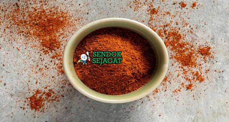 Berbere bubuk rempah pedas gurih di toples saji