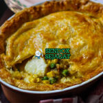 Scallop Pie pai kerang scallop creamy golden di piring saji