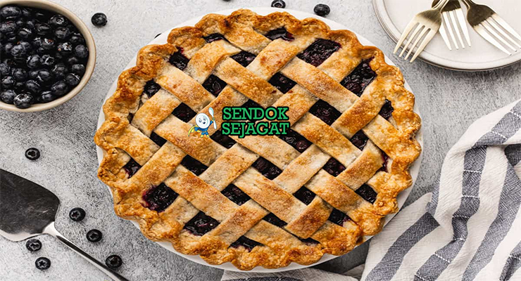 Blueberry Pie slice blueberry bubbling crust flaky di plate saji