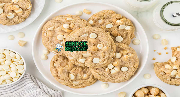 Macadamia Nut Cookies golden crunchy macadamia chunk di cooling rack