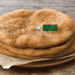 Navajo Frybread roti goreng golden puff di piring saji