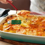Potato Bake golden bubbly keju cheddar meleleh bacon daun bawang di loyang kaca