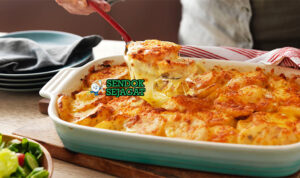 Potato Bake golden bubbly keju cheddar meleleh bacon daun bawang di loyang kaca