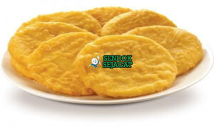 Potato Scallops Crunchy Khas Fish & Chips Australia Potato Scallops golden renyah tabur chicken salt lemon wedge di kertas butcher