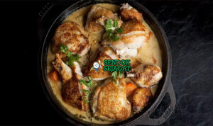 Halo, penggemar kuliner Afrika! Sendok Sejagat mengundang kamu untuk mencoba Poulet Nyembwe, ayam potong kari kacang palem pedas tomat bawang cabai rebus lambat, khas Gabon. Bayangkan menikmati hidangan ini di desa Libreville yang ramah! Oleh karena itu, Poulet Nyembwe adalah pilihan sempurna untuk menghadirkan cita rasa autentik Gabon di rumahmu. Pada kesempatan ini, kamu akan mempelajari cara membuat Poulet Nyembwe secara mudah. Kami juga bagikan trik kacang palem creamy dan pedas balance. Jadi, siapkan ayam dan kacang palem, lalu langsung mulai eksplorasi rasa Gabon ini! Mengenal Poulet Nyembwe Lebih Dekat Poulet Nyembwe adalah kari ayam Gabon, terbuat dari ayam potong tumis bawang tomat cabai rebus kacang palem creamy pedas garam disajikan nasi atau fufu. Berdasarkan BBC Good Food, Poulet Nyembwe berbeda dari Mafe atau Domoda karena kacang palem spesifik Gabon tanpa peanut atau okra. Selanjutnya, Poulet Nyembwe sering jadi family stew. Meskipuh creamy, variasi mungkin tambah udang. Karena itu, Poulet Nyembwe menawarkan cita rasa Gabon yang orisinal, cocok bagi penggemar stew pedas atau siapa saja yang ingin merasakan kuliner Central Africa. Dengan demikian, Poulet Nyembwe adalah jalan pintas membawa aroma Libreville langsung ke meja makanmu. Oleh sebab itu, yuk kita siapkan bahan-bahan nya dulu! Daftar Bahan Poulet Nyembwe Resep ini untuk 4 porsi. Pilih ayam segar untuk juicy; kacang palem kental untuk creamy. Sebagai tambahan, siapkan cabai segar untuk heat. Bahan Utama: 1 kg ayam potong 200 gram kacang palem 4 tomat cincang 2 bawang bombay cincang 4 cabai segar cincang 2 siung bawang putih cincang 2 sdm minyak palem Garam secukupnya Peralatan Pendukung: Wajan besar Sendok kayu Mangkuk saji Semua bahan sudah siap? Kamu bisa langsung menciptakan Poulet Nyembwe yang creamy dan lezat. Selanjutnya, ikuti tahapan berikut untuk hasil maksimal! Langkah-Langkah Membuat Poulet Nyembwe Patuhi panduan ini agar Poulet Nyembwe autentik dan menggugah selera. Oleh karena itu, perhatikan setiap detail supaya ayam empuk dan kacang creamy. Tumis Base Pertama-tama, tumis bawang bombay bawang putih cabai tomat hingga layu tambah minyak palem. Sementara itu, siapkan ayam. Sebagai contoh, base siap jika fragrant. Rebus Ayam Tambah ayam kacang palem garam air 500 ml lambat 40 menit hingga empuk creamy. Dengan demikian, nyembwe siap rich. Penyajian Poulet Nyembwe Sajikan panas dengan fufu. Nikmati langsung untuk sensasi terbaik. Sebaliknya, jangan overcook agar tidak kering. Sebagai tambahan, simpan kulkas hingga 2 hari. Tips Sukses Membuat Poulet Nyembwe Supaya hasilnya memuaskan, simak saran dari Sendok Sejagat: Pertama, kacang palem creamy base. Kedua, cabai segar pedas fresh. Ketiga, ayam segar juicy alami. Terakhir, lambat low heat tender. Karena itu, tips ini menjamin Poulet Nyembwe lezat dan autentik setiap kali dimasak. Cara Penyajian dan Paduan Menu Sajikan Poulet Nyembwe sebagai main stew. Selain itu, tuang bowl. Dengan demikian, padukan dengan resep Fufu dan Sup Kacang sebagai variasi Gabon lain yang lezat. Oleh karena itu, Poulet Nyembwe cocok untuk dinner keluarga dengan cita rasa Libreville. Sebagai penutup, tambahkan plantain goreng untuk sweet. Alasan Poulet Nyembwe Harus Dicoba Poulet Nyembwe menyuguhkan cita rasa Gabon autentik melalui ayam kacang palem cabai tomat creamy spicy Central African classic. Cocok bagi penggemar peanut stew variasi atau siapa saja yang ingin merasakan kuliner West Central, hidangan ini memberikan pengalaman kuliner yang comforting dan memuaskan. Sebagai tambahan, temukan lebih banyak resep Afrika di kategori Afrika. Bagikan kreasi masakmu di komentar atau tag #SendokSejagat di media sosial! Penutup Poulet Nyembwe ayam creamy kacang palem tomat cabai di bowl saji