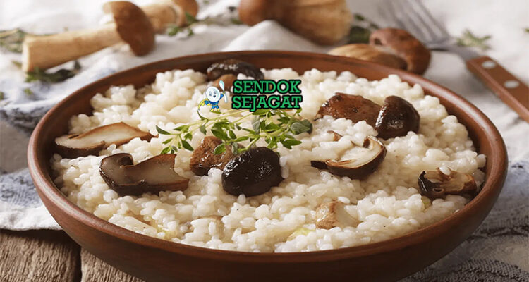 Risotto ai Funghi creamy arborio porcini parmesan di plate saji