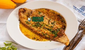 Sole Meunière Beurre Noisette Elegan Khas Paris Sole Meunière fillet golden beurre noisette lemon parsley cincang di piring putih klasik Prancis